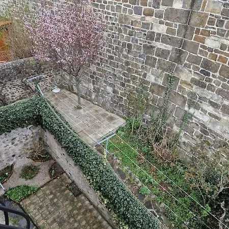 Appartement 120 M² Duplex Coeur Historique Au Calme Le Puy-en-Velay Exterior photo