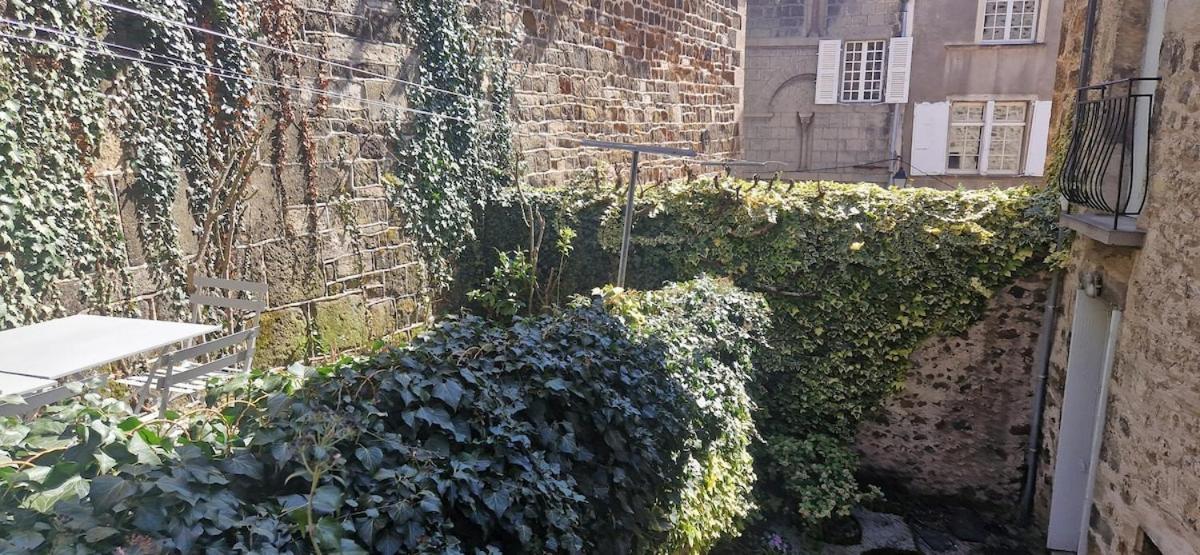 Apartment 120 M² Duplex Coeur Historique Au Calme Le Puy-en-Velay